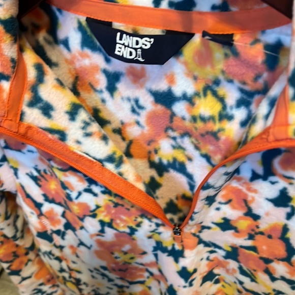 Lands and pull over - Picture 2 of 7